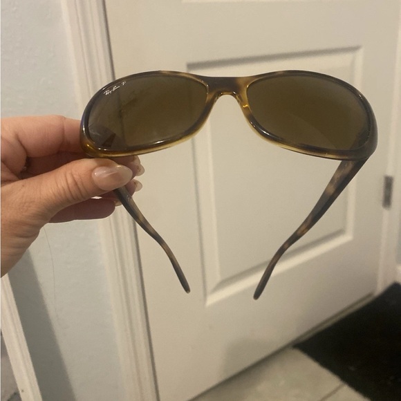 Ray-Ban Tortoise Shell Sunglasses - Picture 5 of 7